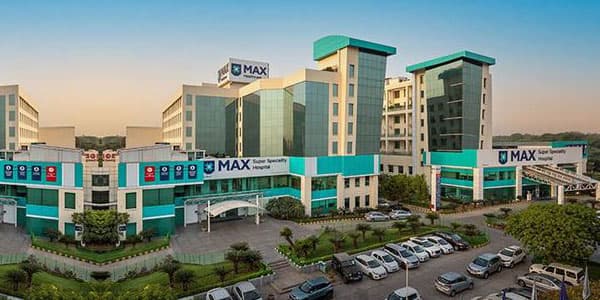 Max Super Speciality